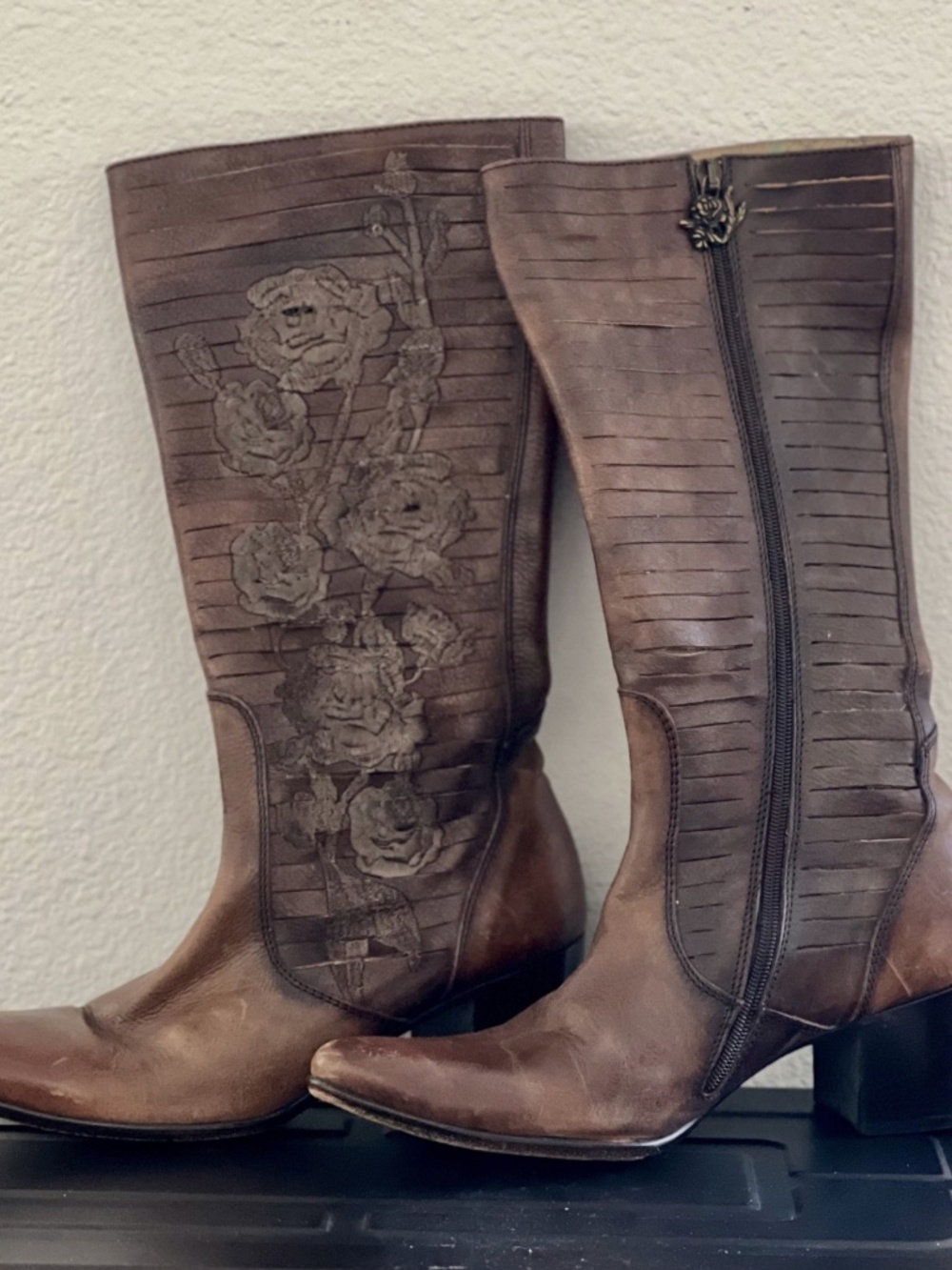 Mark Nason Siren boots for women size 8